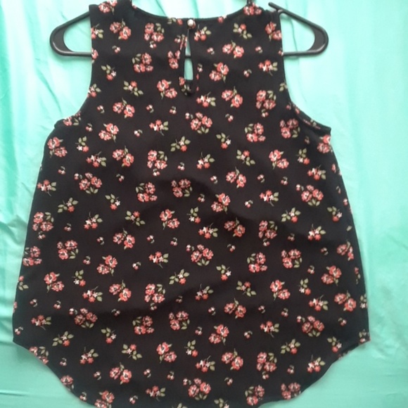 Blouse - Picture 2 of 2